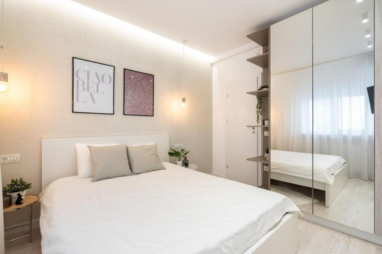 Victoria Charm Apartment Bucureşti Ngoại thất bức ảnh